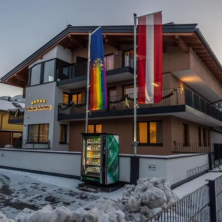 فندق مبيت وإفطار Am Achenweg 3*