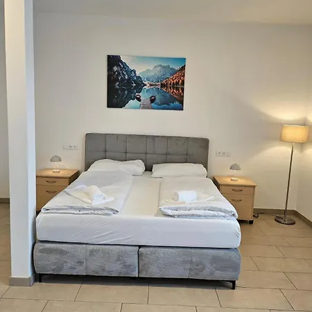 Am Achenweg Bed and Breakfast